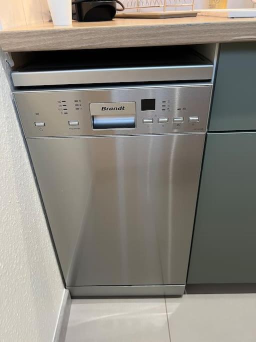 Adorable Appartement Strasbourg Neudorf Parking Sous Sol Exterior foto